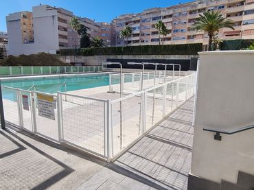 Apartamento con piscina en venta en Las Lagunas