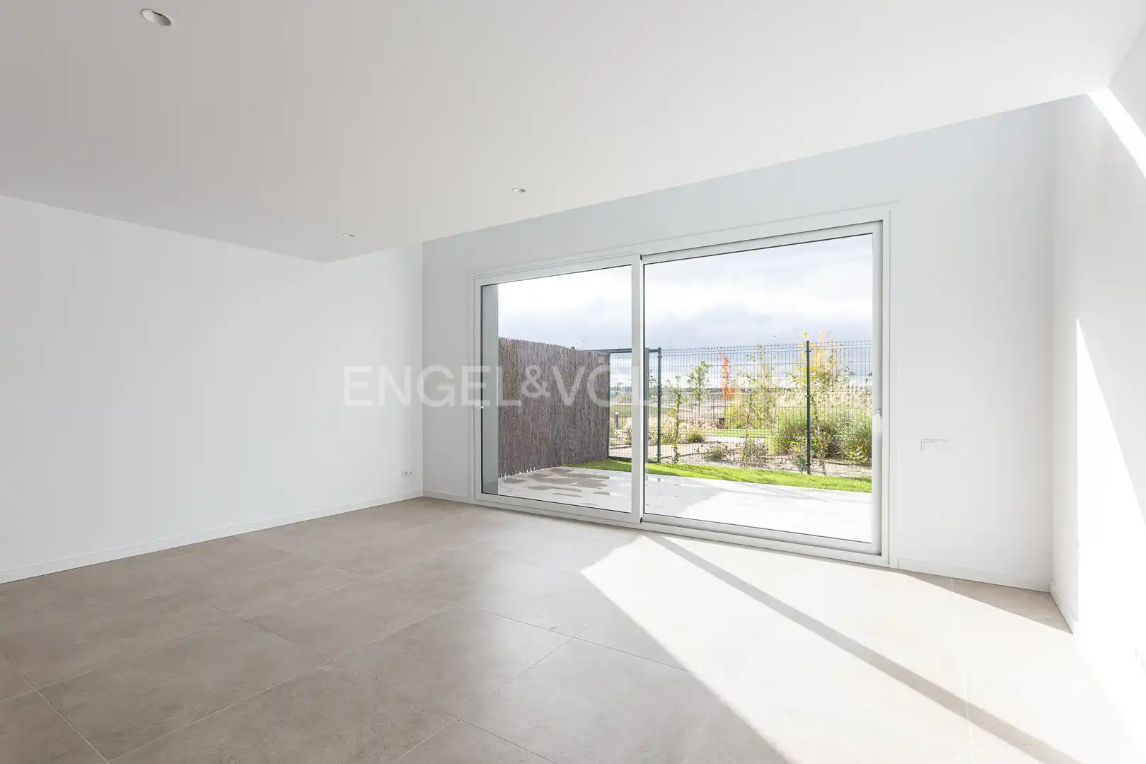 Wohnzimmer von Erdgeschoss zur Miete in Prado de Somosaguas - La Finca
