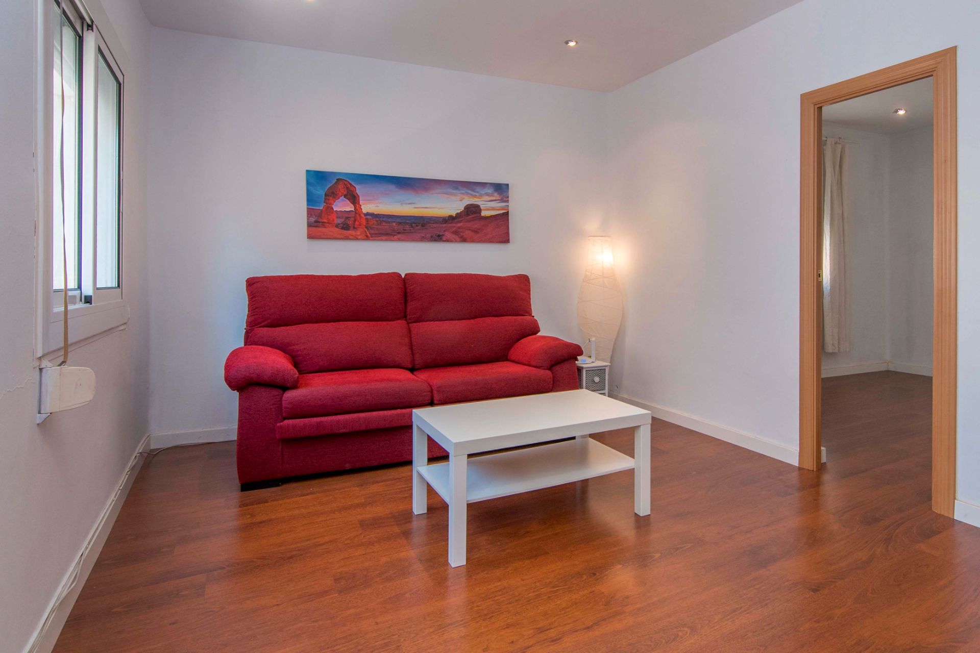 Sala d'estar de Pis en venda en Cornellà de Llobregat amb Parquet i Forn