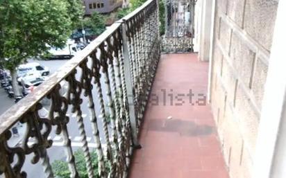 Balcony of Flat to rent in  Barcelona Capital  with Air Conditioner, Heating and Furnished