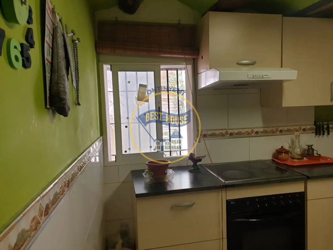 Cuina de Casa o xalet en venda en Ontinyent amb Calefacció, Traster i Moblat
