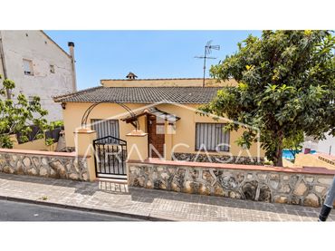 Casa en venda a Avenida Torrent Del