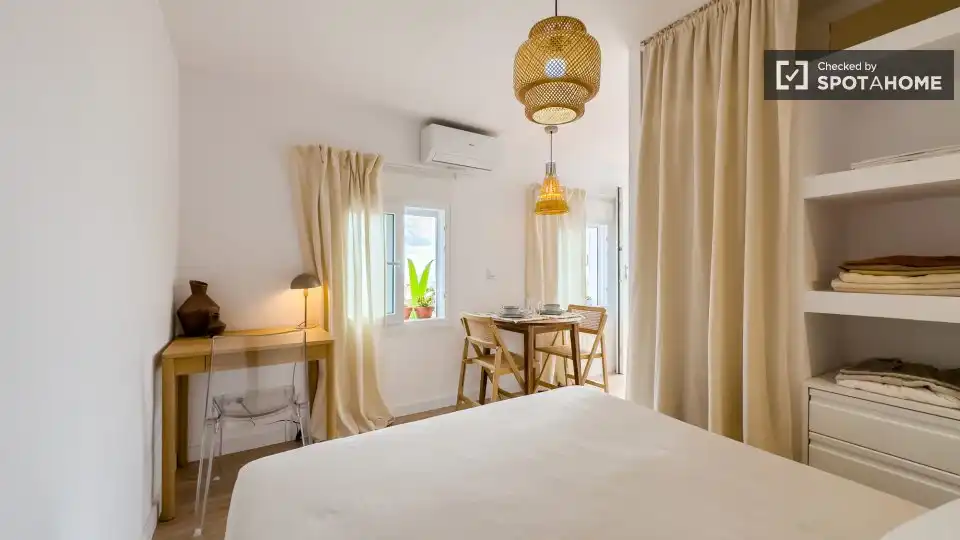 Piso de alquiler en La Miranda