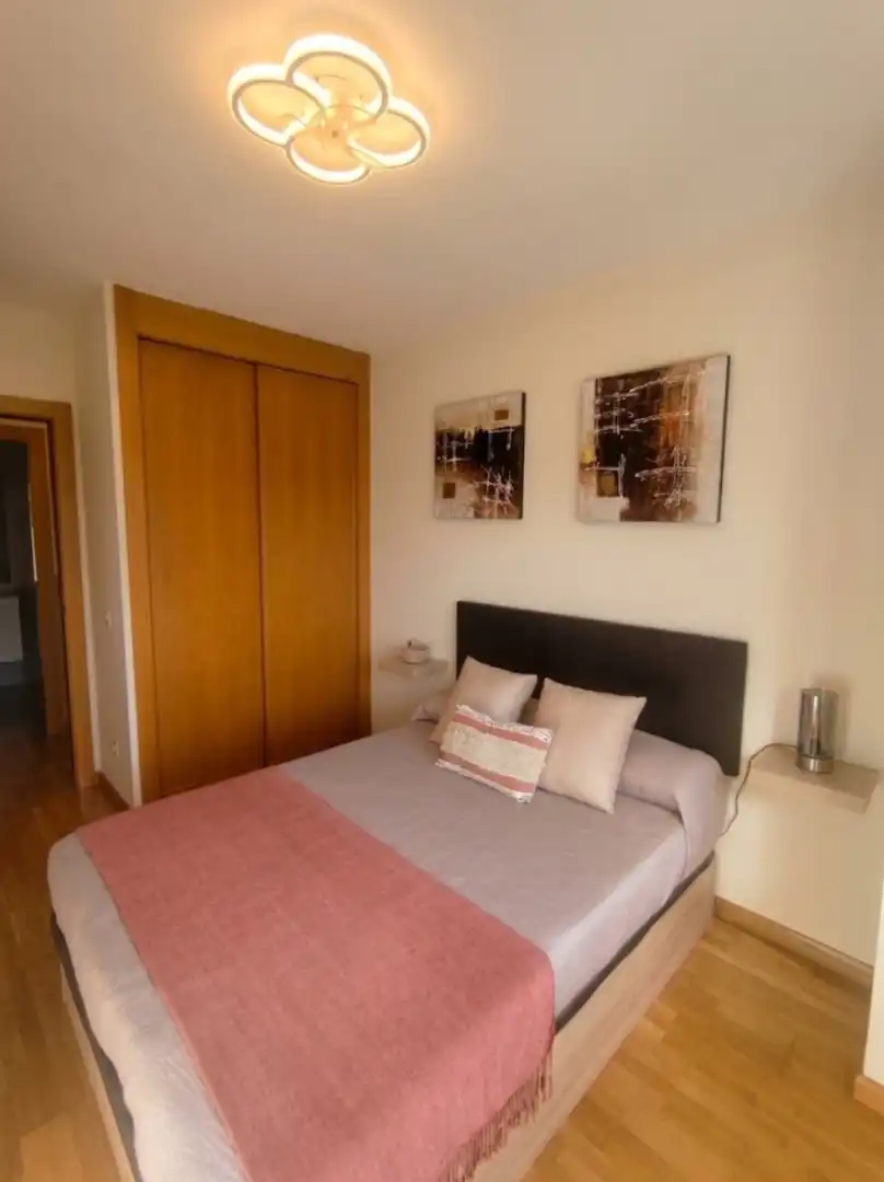 Bedroom of Flat for sale in Oviedo 