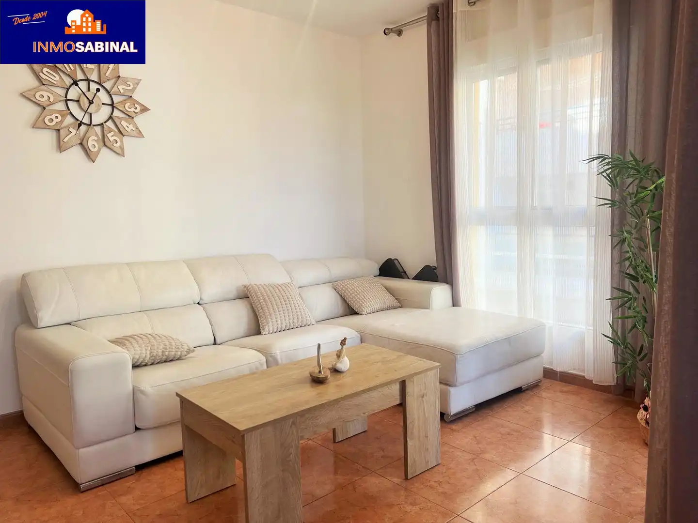 Sala d'estar de Pis en venda en Roquetas de Mar ciudad