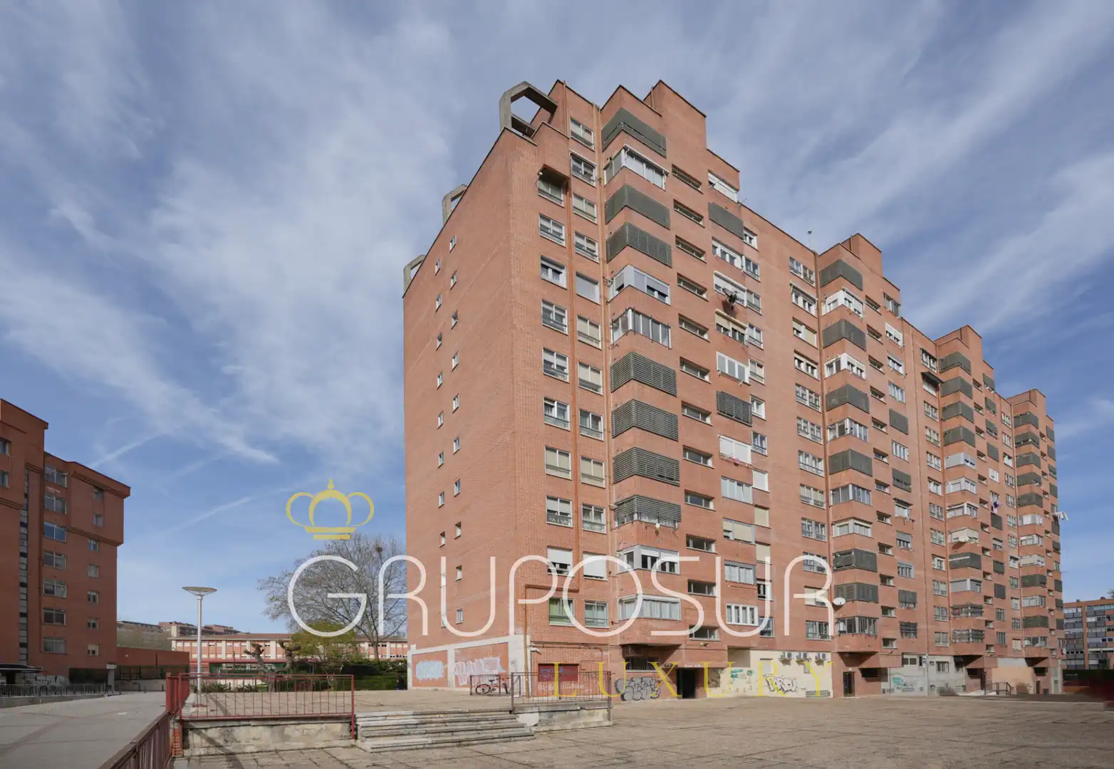 Außenansicht von Wohnung zum Verkauf in Valladolid mit Heizung, Privatgarten und Parkett