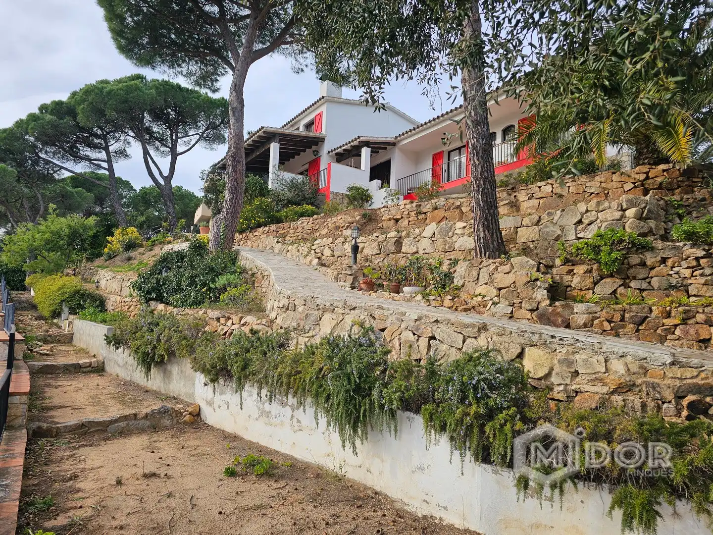 Vista exterior de Casa o xalet en venda en Sant Feliu de Guíxols amb Aire condicionat, Calefacció i Jardí privat