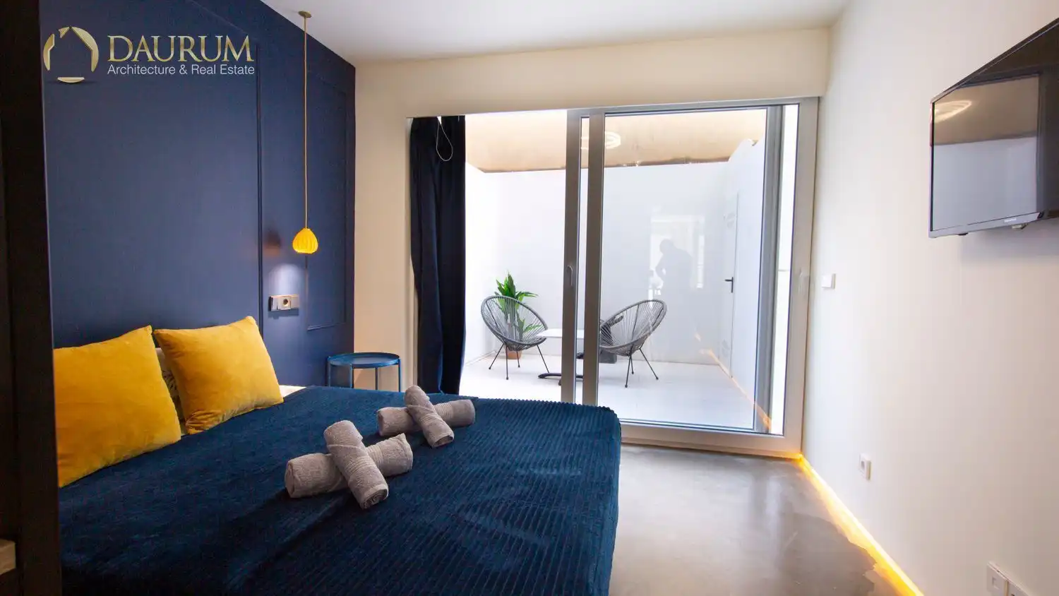 Bedroom of Flat for sale in Valencia  with Air Conditioner, Heating and Terrace