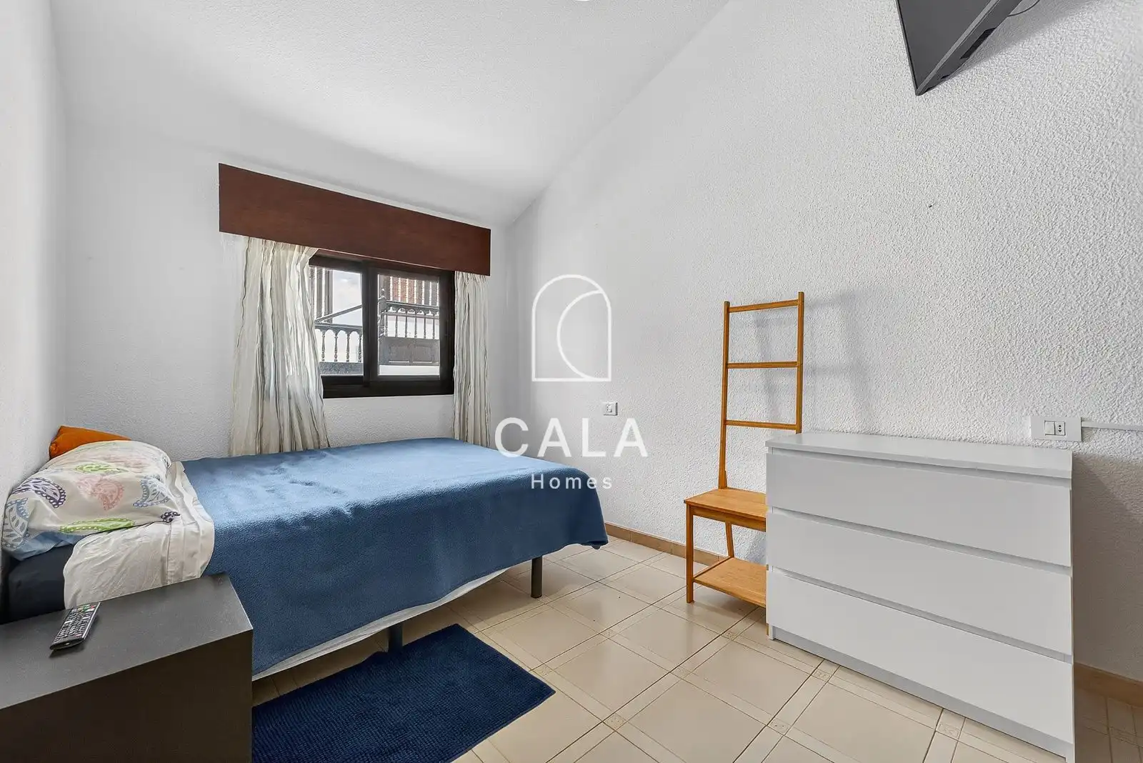 Vista exterior de Casa adosada en venta en Guía de Isora con Terraza, Trastero y Piscina