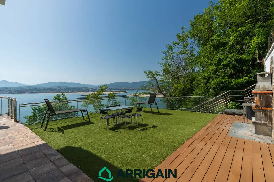 Terrace of Houses for sale in Hondarribia  with Heating, Private garden and Terrace