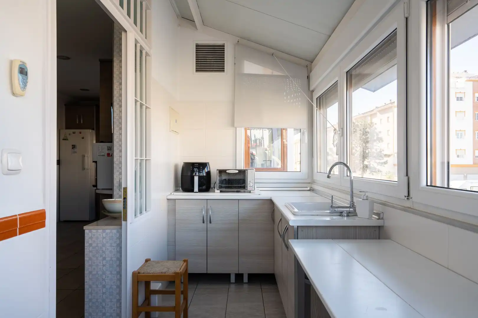 Cuina de Casa o xalet en venda en Vélez-Málaga amb Terrassa