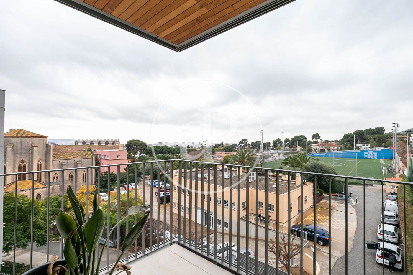 Terrassa de Pis de lloguer en  Barcelona Capital amb Aire condicionat, Calefacció i Jardí privat