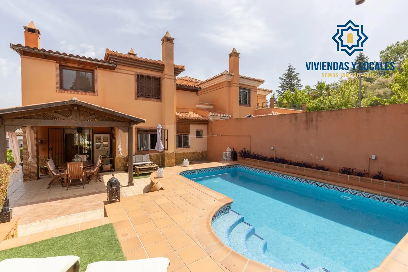 Chalet con terraza en venta en Calle BRASIL, imagen 2