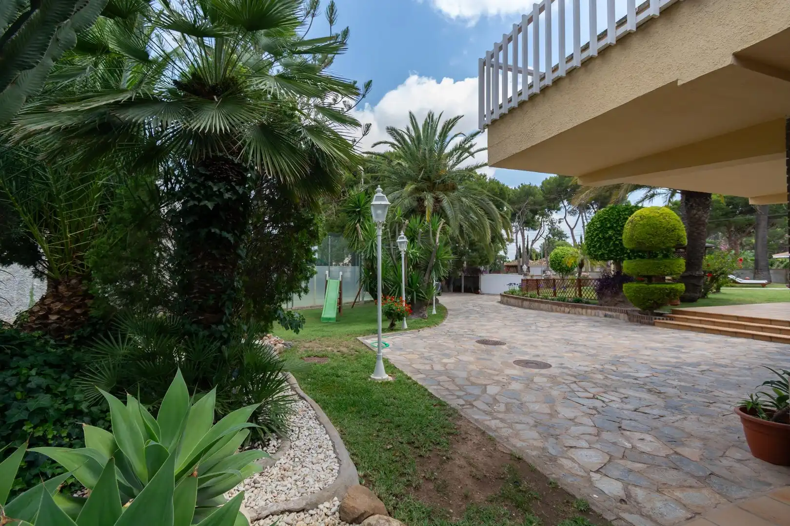 Jardí de Casa o xalet en venda en Cartagena amb Aire condicionat, Calefacció i Jardí privat