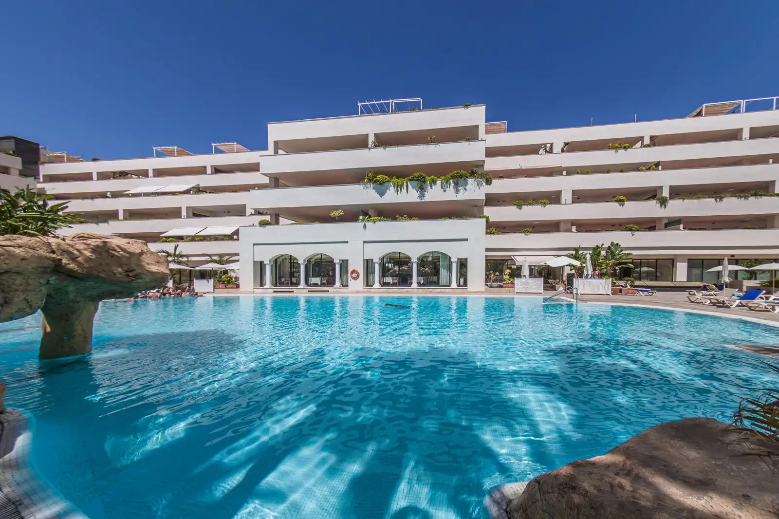 Schwimmbecken von Dachboden zur Miete in Marbella mit Klimaanlage, Möbliert und Fernseher
