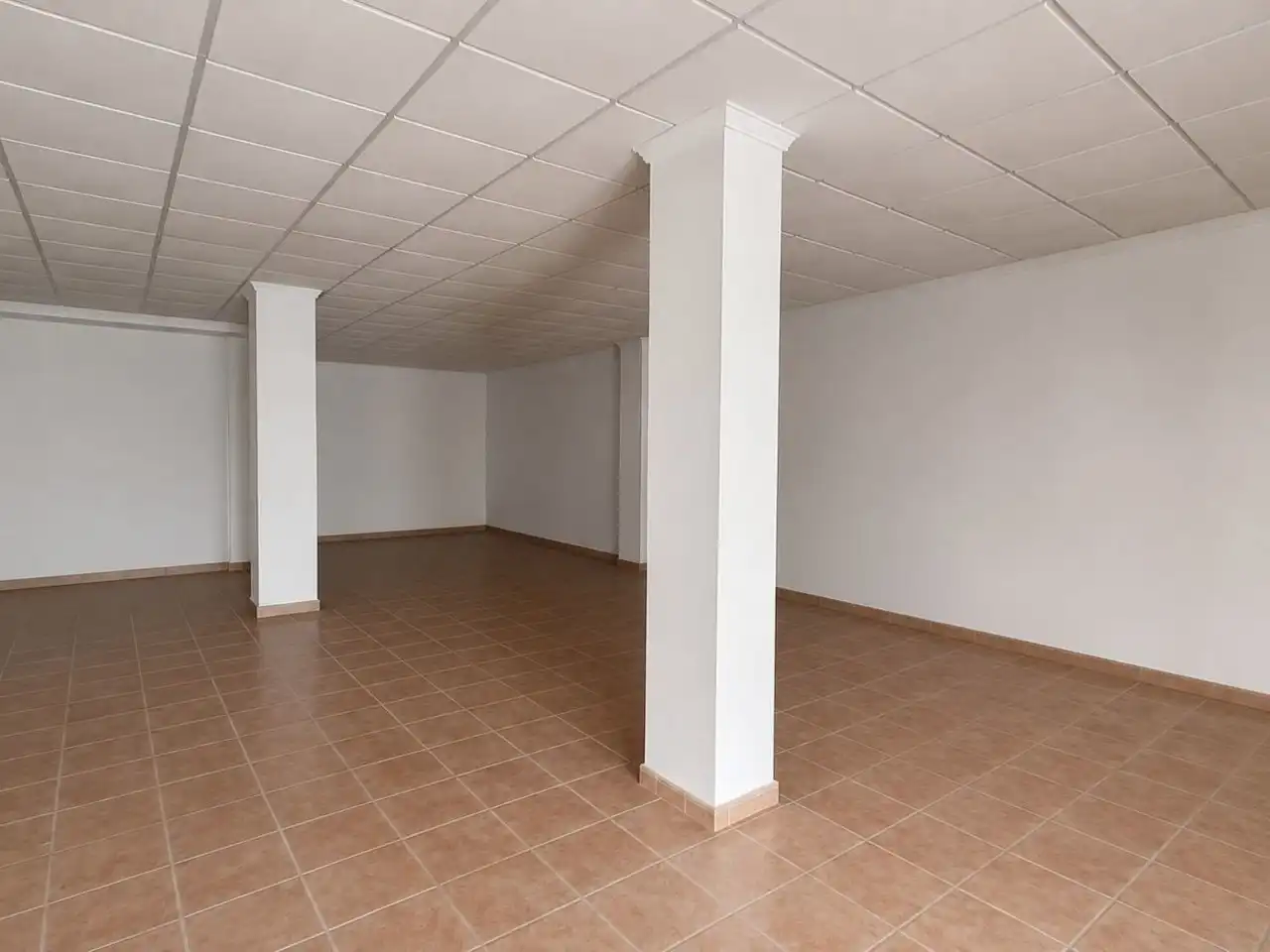 Gewerbefläche zum Verkauf in Turre
