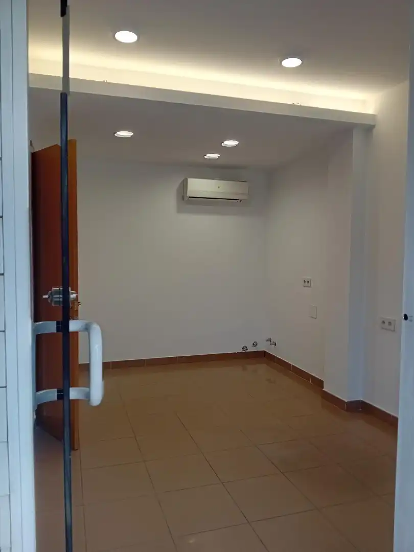 Geschaftsraum zur Miete in Carrer Amadeu I, Centre
