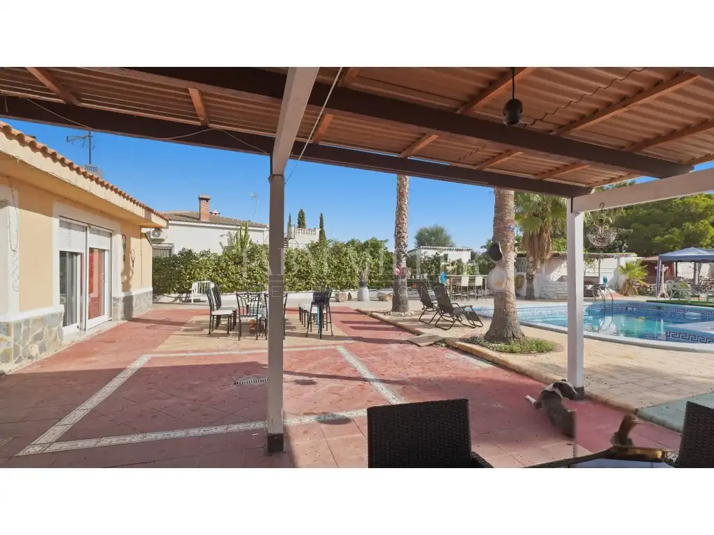 Exterior view of Houses for sale in La Huerta  