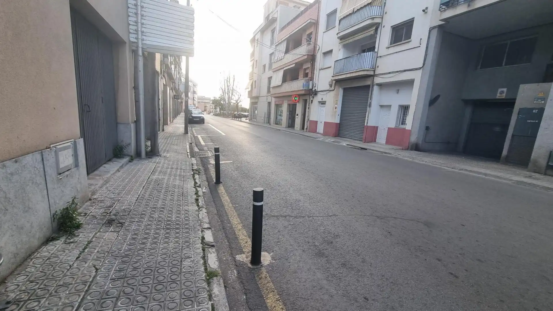 Vista exterior de Casa adosada en venta en Vilanova i la Geltrú con Calefacción