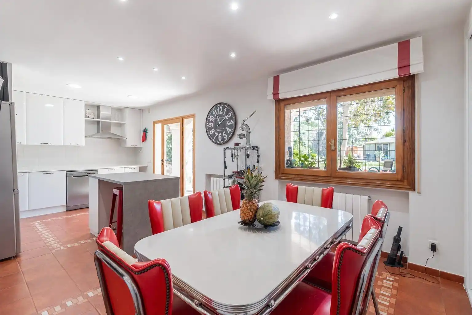 Dining room of Houses for sale in Boadilla del Monte  with Heating, Private garden and Terrace