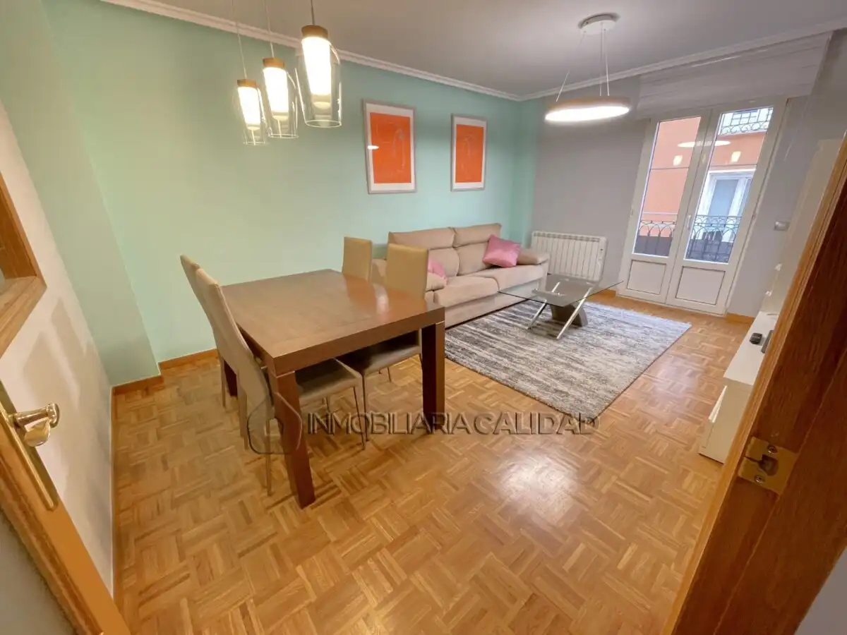 Living room of Flat for rent in Burgos  with Heating and Furnished