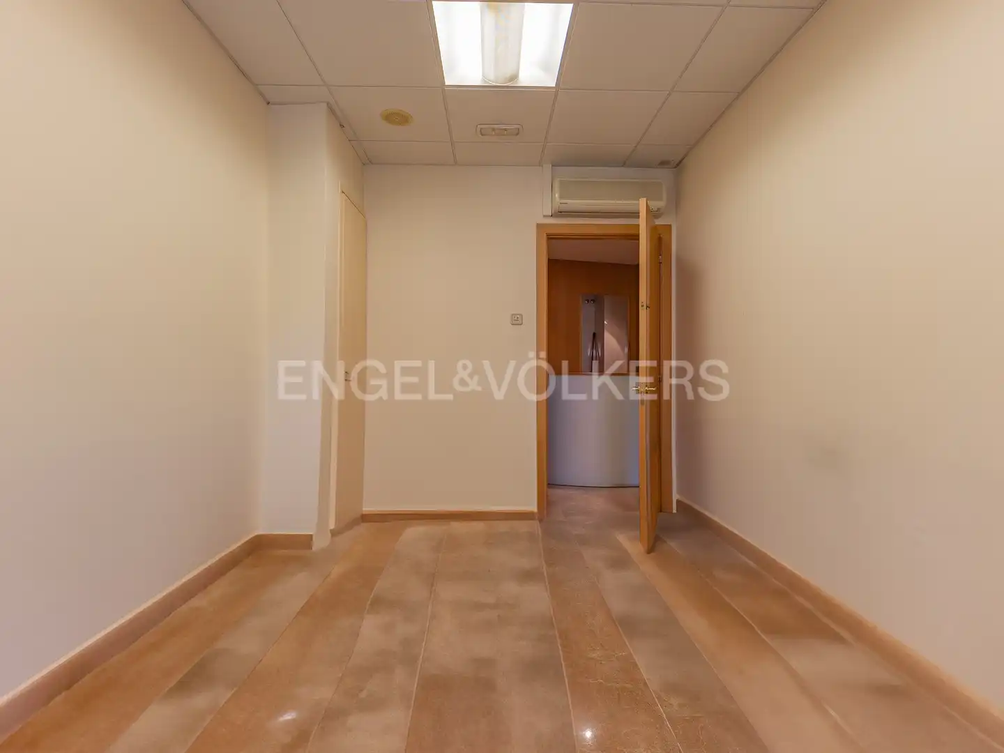 Flat for sale in Manresa  with Air Conditioner, Heating and Balcony