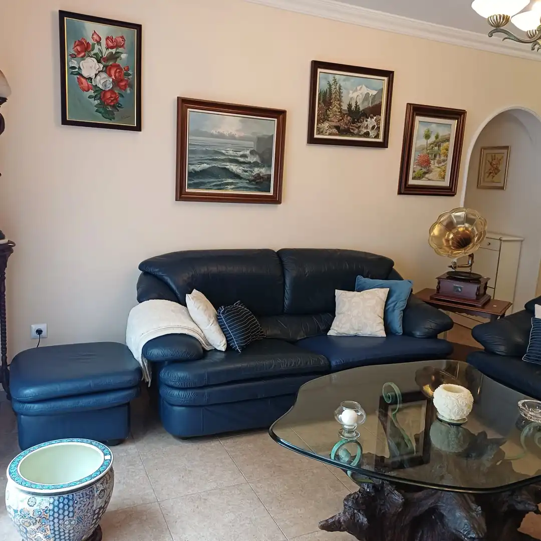 Sala de estar de Piso en venta en Las Palmas de Gran Canaria con Amueblado