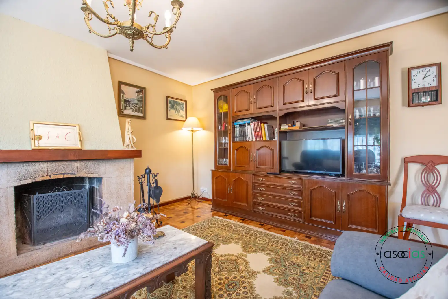 Sala de estar de Casa o chalet en venta en Villaviciosa con Calefacción, Jardín privado y Parquet