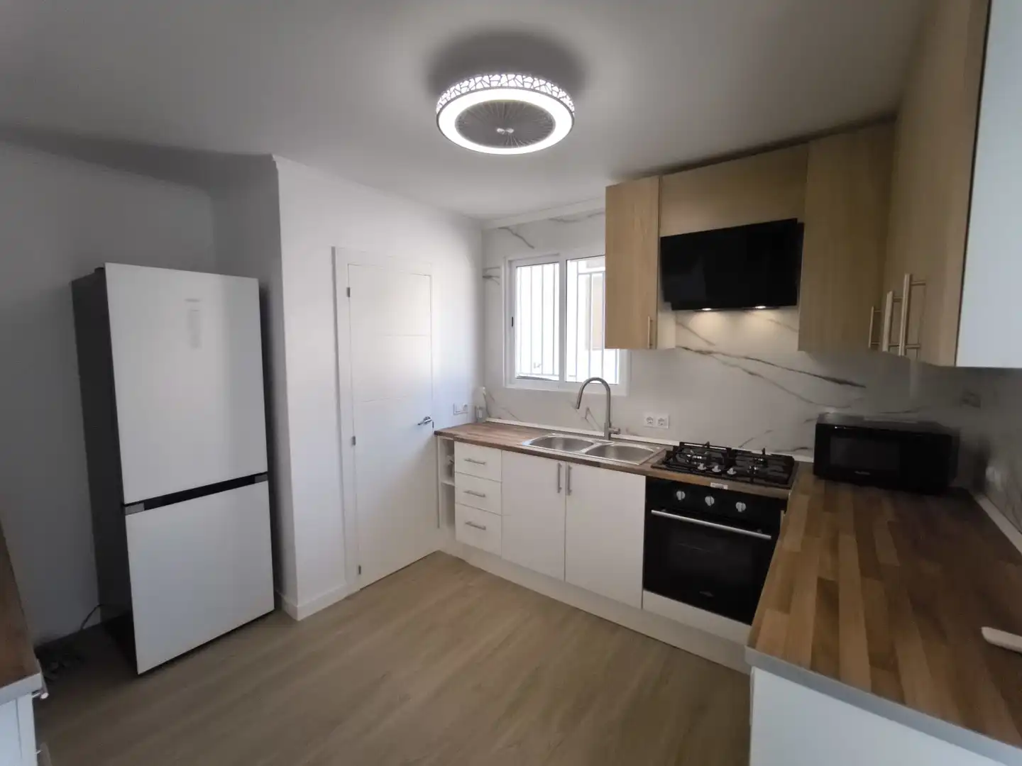 Cuina de Apartament en venda en Carcaixent amb Terrassa