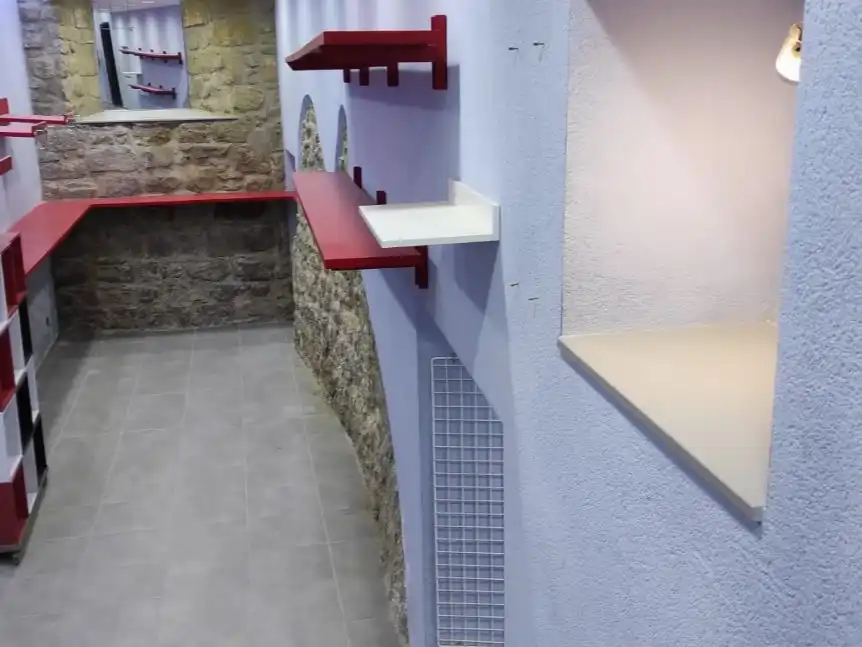 Local comercial en alquiler en Carrer la Font 5, imagen 2