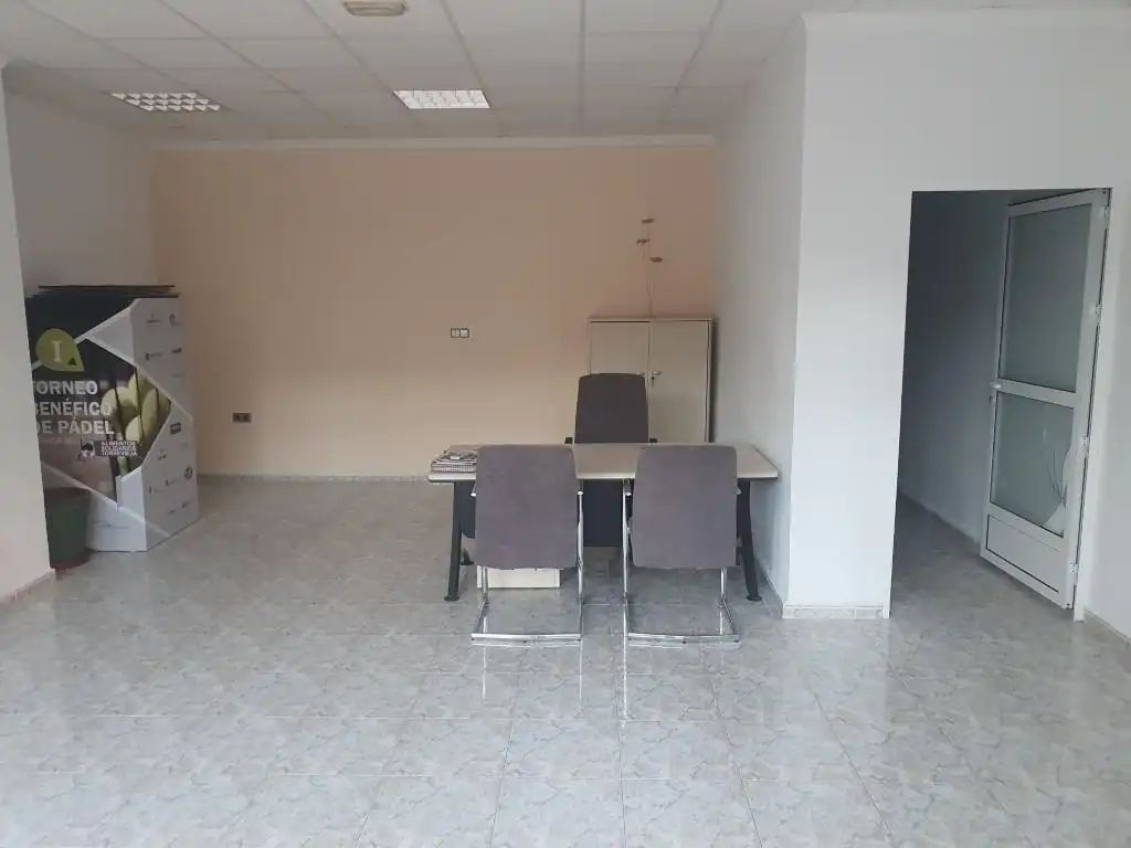 Gewerbefläche zum Verkauf in Calle Capitán García Gea, imagen 6