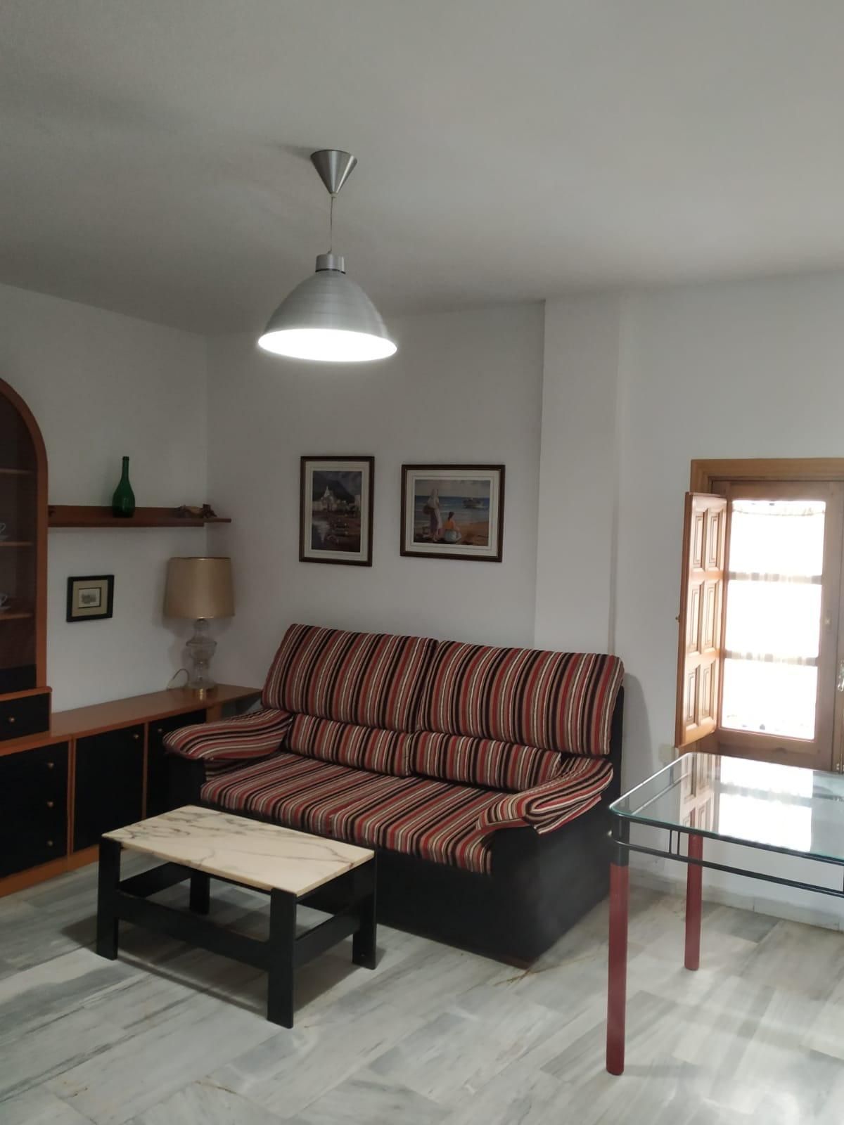 Sala de estar de Piso de alquiler en  Córdoba Capital con Aire acondicionado y Balcón