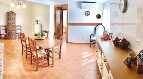 Foto 5 de Casa adosada en venta en Istán, Málaga