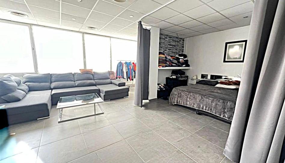 Foto 1 de Apartament en venda a Urbanitzacions, Barcelona