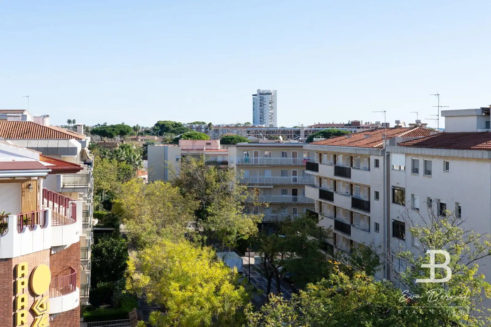 Außenansicht von Maisonette zum Verkauf in Cambrils mit Klimaanlage, Heizung und Terrasse