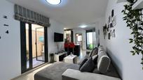 Sala d'estar de Pis en venda en Vícar amb Aire condicionat i Terrassa