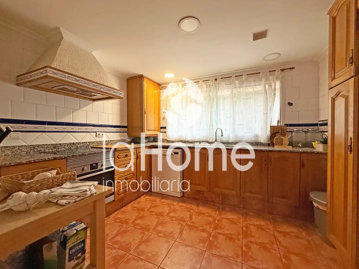 Cocina de Casa adosada en venta en Bétera con Calefacción, Terraza y Horno