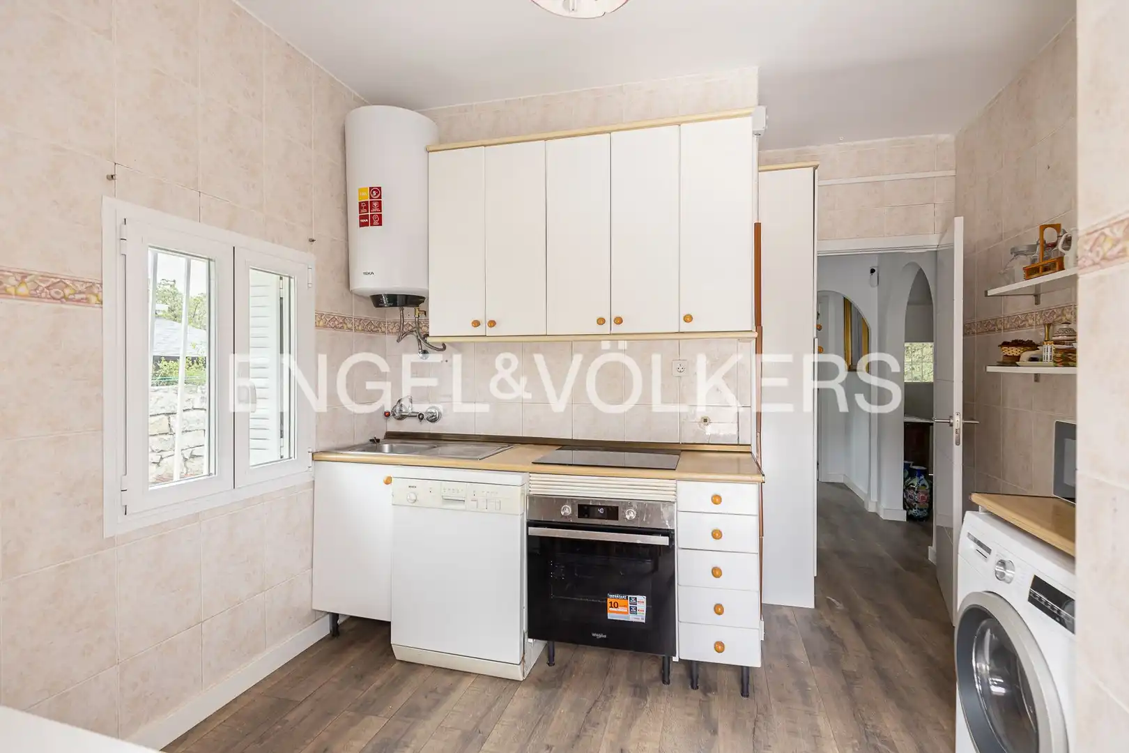 Cocina de Casa o chalet en venta en La Cabrera con Calefacción, Jardín privado y Piscina