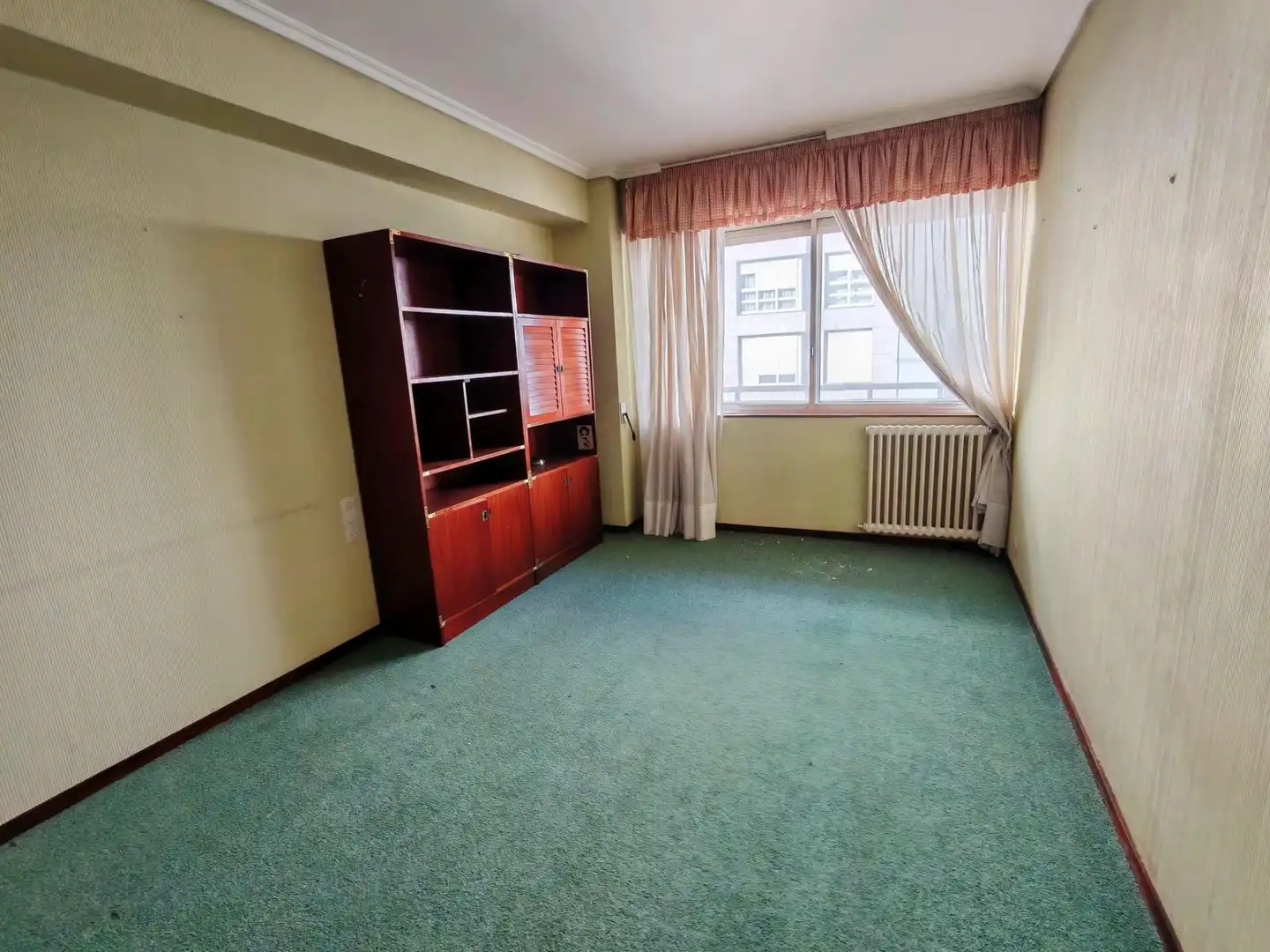 Habitación de Piso en venta en Vigo  con Calefacción y Terraza
