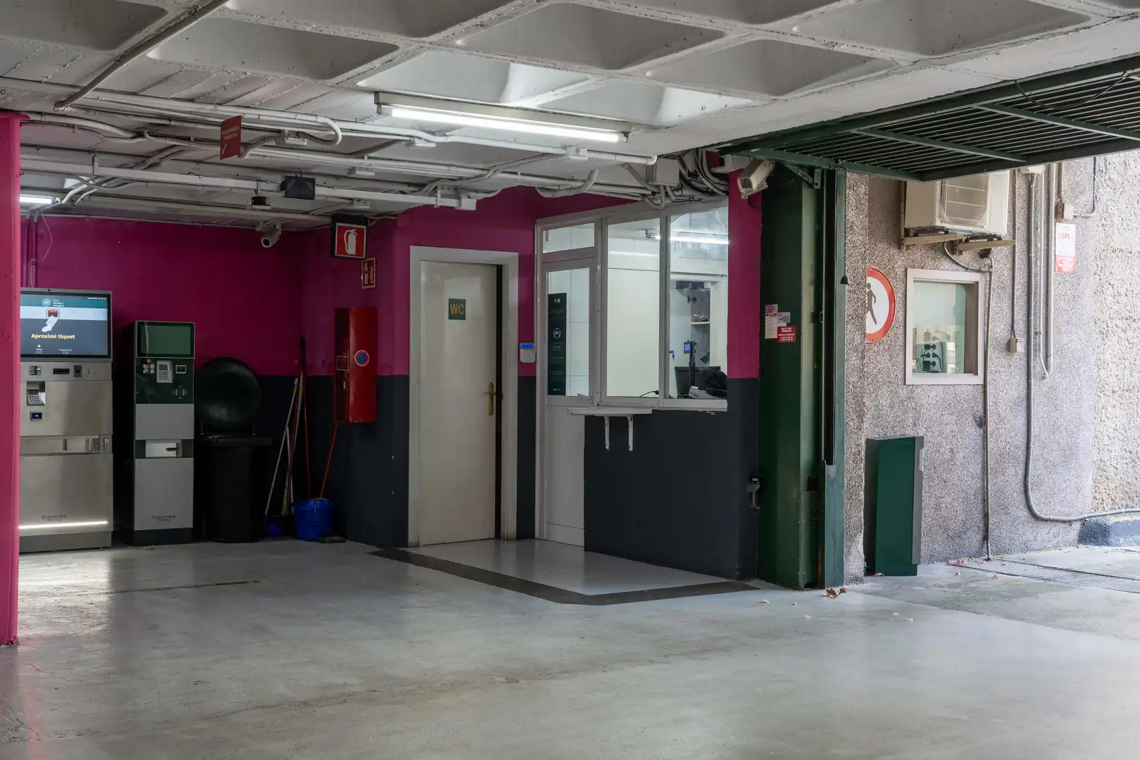 Garage for rent in Barcelona