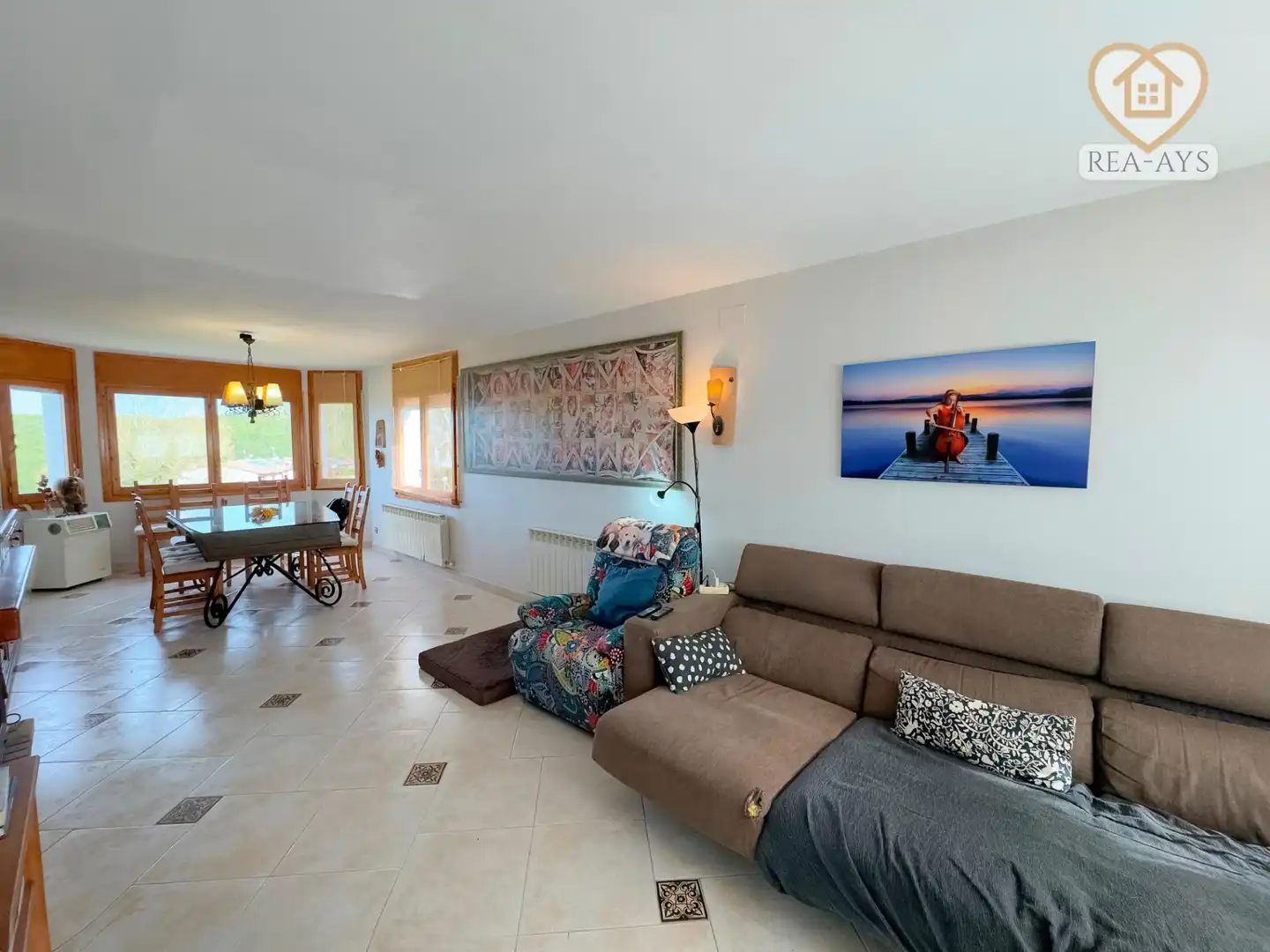 Sala de estar de Casa o chalet en venta en Vallirana con Calefacción, Jardín privado y Terraza