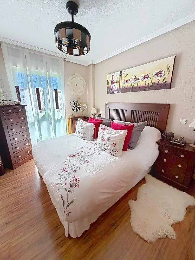 Bedroom of Flat for sale in Pinto  with Air Conditioner, Heating and Terrace