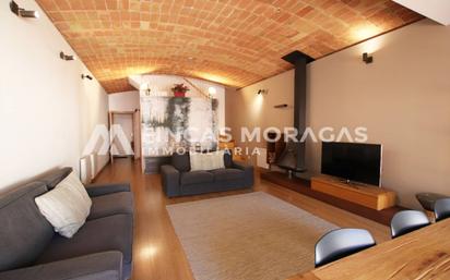 Living room of Single-family semi-detached for sale in Sant Cugat del Vallès  with Air Conditioner, Heating and Parquet flooring