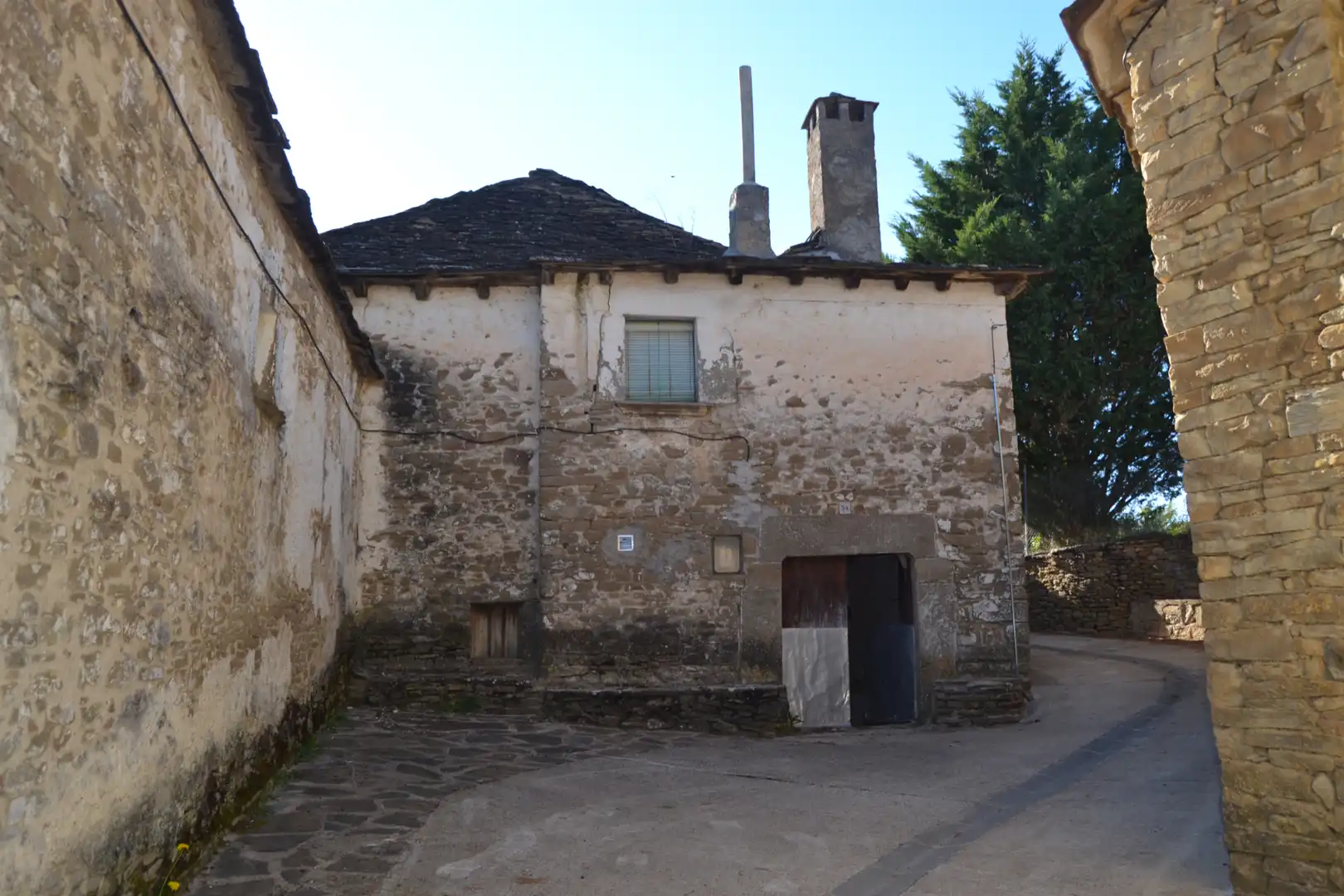Vista exterior de Finca rústica en venta en Las Peñas de Riglos
