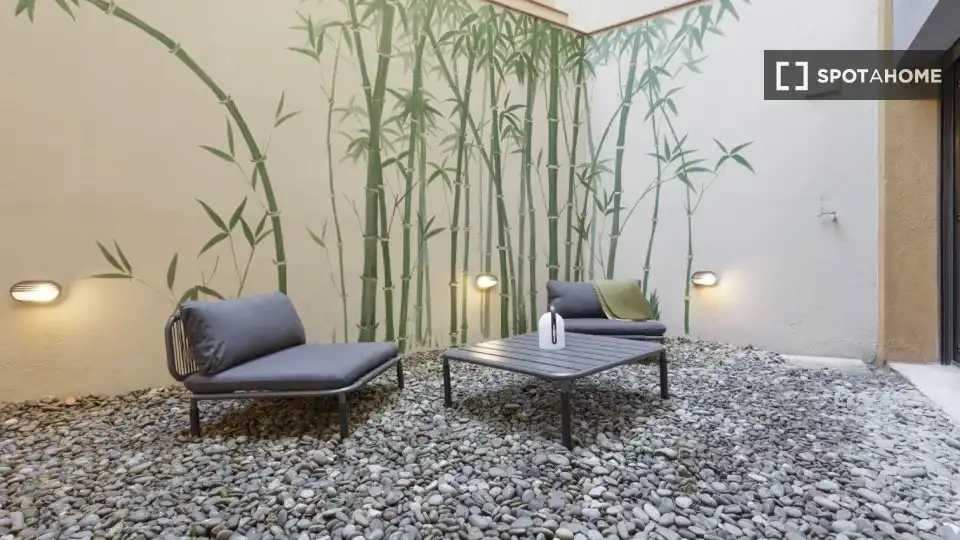 Piso con terraza en alquiler en Eixample, imagen 3