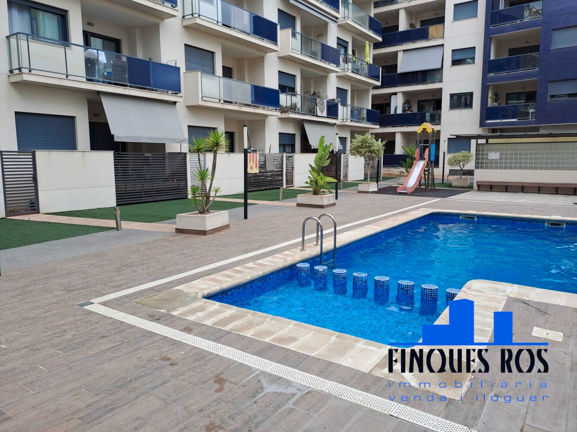 Swimming pool of Attic for sale in Vinaròs  with Air Conditioner, Heating and Terrace