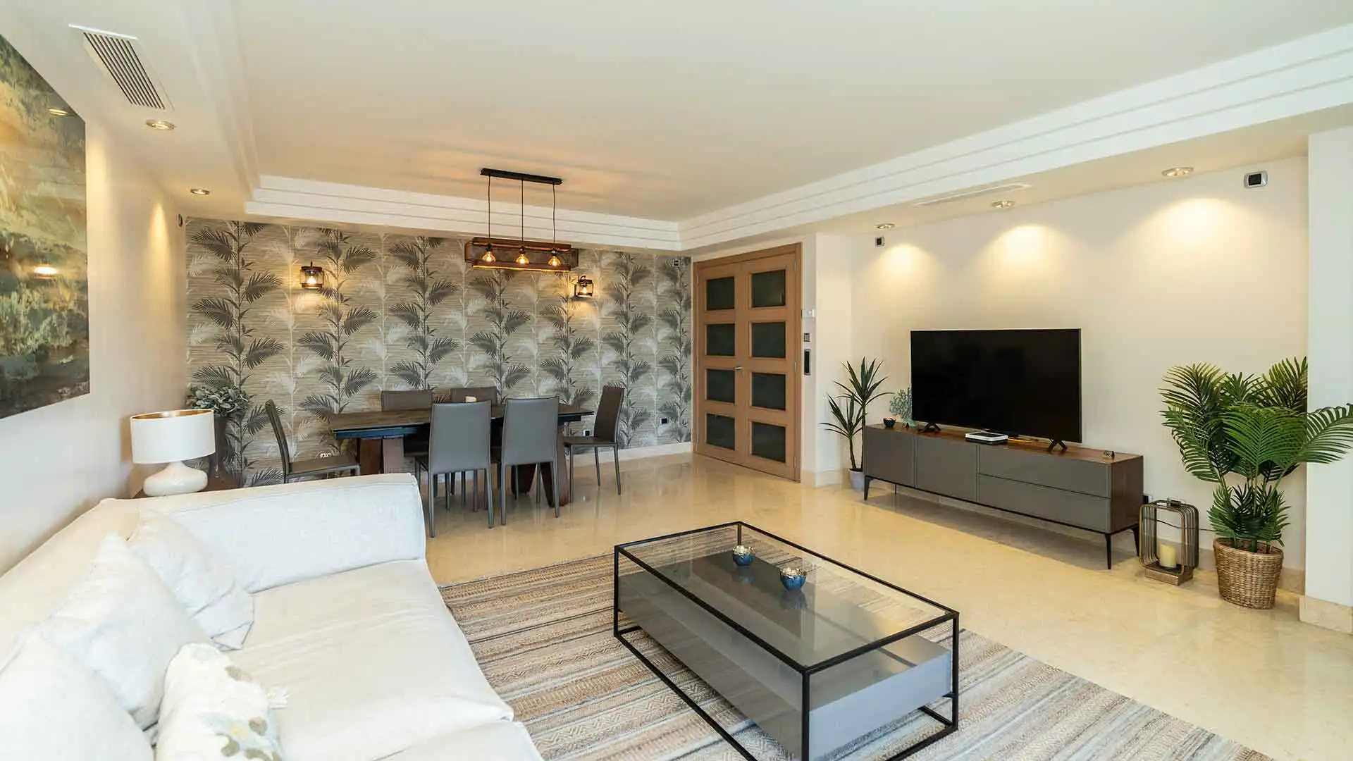 Sala de estar de Apartamento en venta en Marbella con Aire acondicionado, Terraza y Trastero