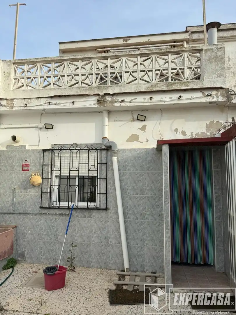 Vista exterior de Casa o chalet en venta en Sueca con Aire acondicionado, Terraza y Trastero