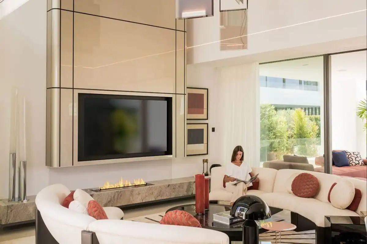 Wohnzimmer von Haus oder Chalet zum Verkauf in Marbella mit Klimaanlage, Privatgarten und Terrasse