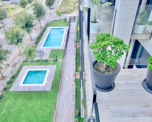 Swimming pool of Apartment for sale in Vilanova i la Geltrú  with Air Conditioner, Heating and Private garden